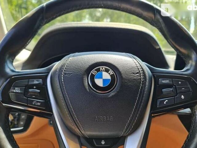 БМВ 5 Серія, об'ємом двигуна 2 л та пробігом 250 тис. км за 28890 $, фото 10 на Automoto.ua