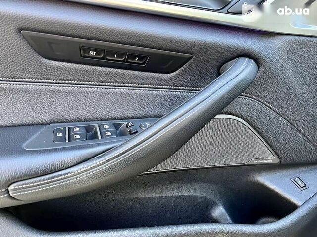 БМВ 5 Серія, об'ємом двигуна 3 л та пробігом 60 тис. км за 48900 $, фото 17 на Automoto.ua