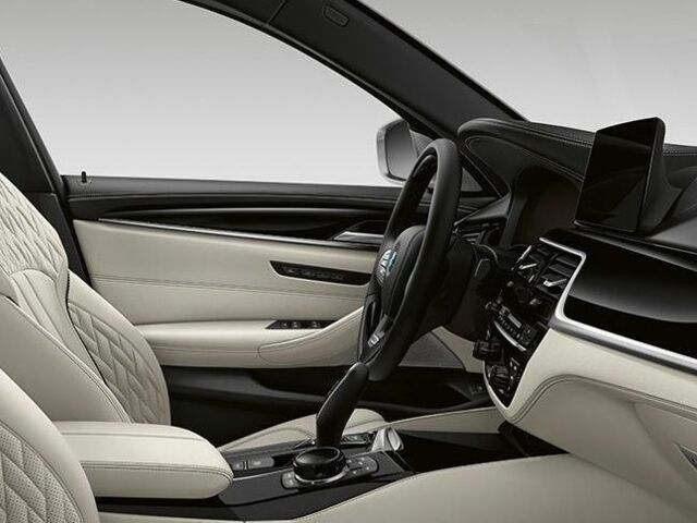 БМВ 5 Серия, объемом двигателя 3 л и пробегом 1 тыс. км за 44968 $, фото 6 на Automoto.ua