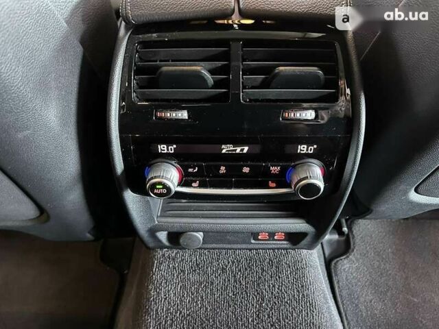 БМВ 5 Серія, об'ємом двигуна 3 л та пробігом 22 тис. км за 63900 $, фото 17 на Automoto.ua