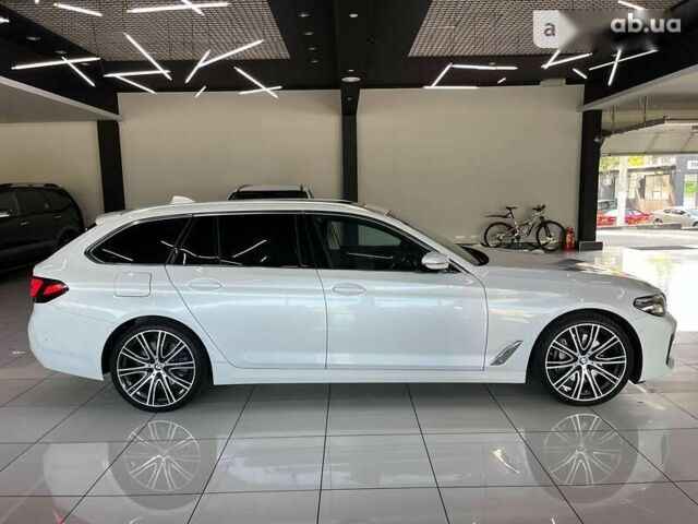 БМВ 5 Серія, об'ємом двигуна 3 л та пробігом 22 тис. км за 63900 $, фото 3 на Automoto.ua