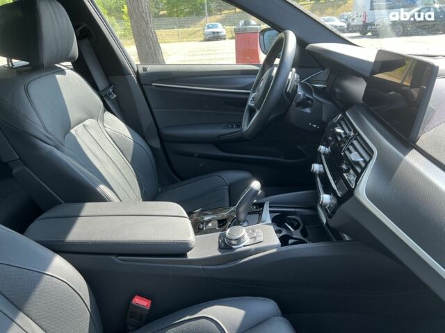 БМВ 5 Серия, объемом двигателя 3 л и пробегом 16 тыс. км за 76897 $, фото 28 на Automoto.ua