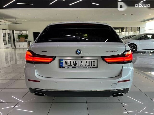 БМВ 5 Серія, об'ємом двигуна 3 л та пробігом 22 тис. км за 63900 $, фото 5 на Automoto.ua