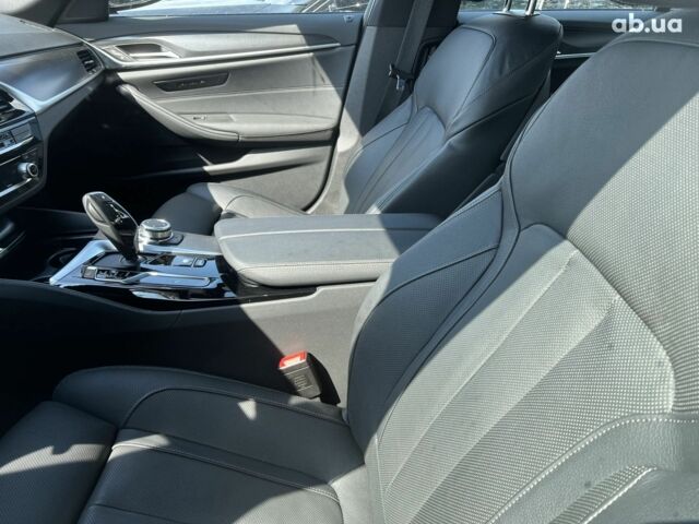 БМВ 5 Серия, объемом двигателя 3 л и пробегом 16 тыс. км за 76897 $, фото 11 на Automoto.ua
