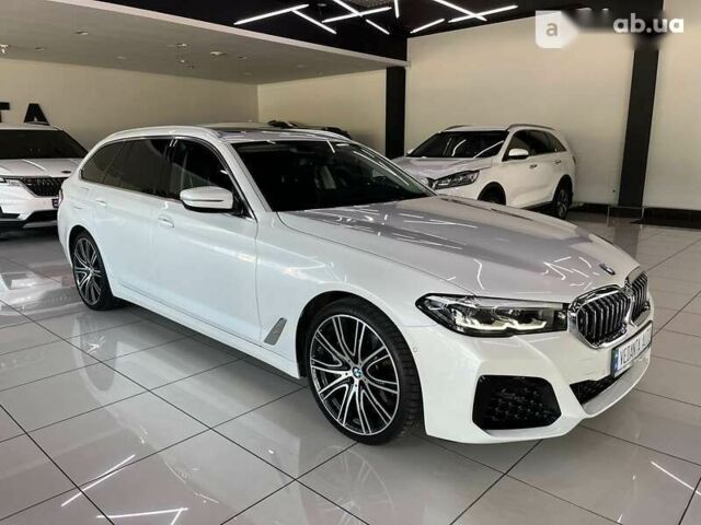 БМВ 5 Серія, об'ємом двигуна 3 л та пробігом 22 тис. км за 63900 $, фото 2 на Automoto.ua