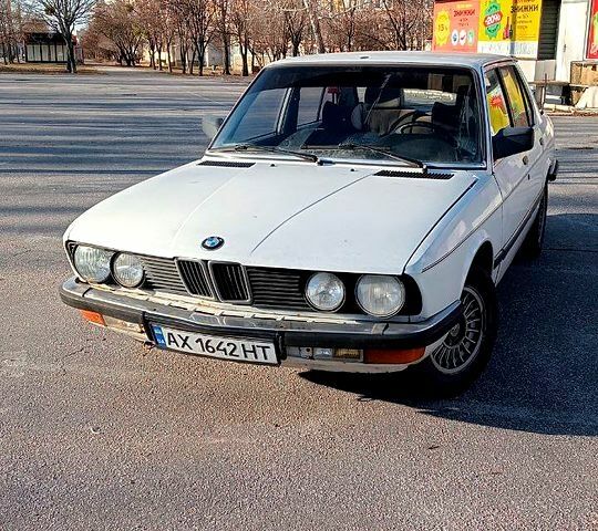 БМВ 5 Серия, объемом двигателя 1.8 л и пробегом 333 тыс. км за 1100 $, фото 4 на Automoto.ua
