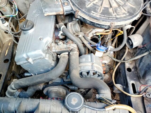 БМВ 5 Серия, объемом двигателя 1.8 л и пробегом 352 тыс. км за 1000 $, фото 1 на Automoto.ua