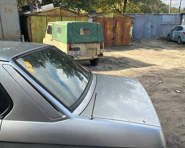 БМВ 5 Серія, об'ємом двигуна 2 л та пробігом 400 тис. км за 1213 $, фото 2 на Automoto.ua