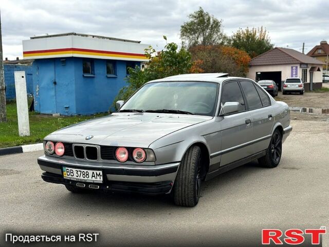 БМВ 5 Серія, об'ємом двигуна 2 л та пробігом 300 тис. км за 1450 $, фото 1 на Automoto.ua