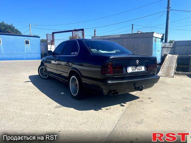 БМВ 5 Серия, объемом двигателя 3 л и пробегом 218 тыс. км за 4500 $, фото 3 на Automoto.ua