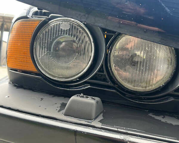 БМВ 5 Серия, объемом двигателя 2 л и пробегом 350 тыс. км за 1900 $, фото 20 на Automoto.ua