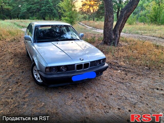 БМВ 5 Серия, объемом двигателя 2 л и пробегом 392 тыс. км за 2300 $, фото 5 на Automoto.ua