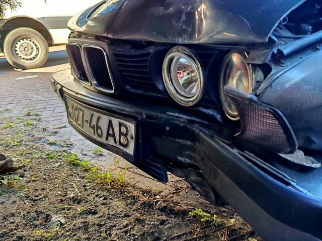 БМВ 5 Серия, объемом двигателя 2.5 л и пробегом 0 тыс. км за 1000 $, фото 4 на Automoto.ua