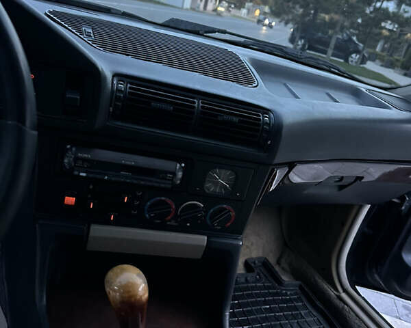 БМВ 5 Серия, объемом двигателя 2.5 л и пробегом 300 тыс. км за 3600 $, фото 11 на Automoto.ua