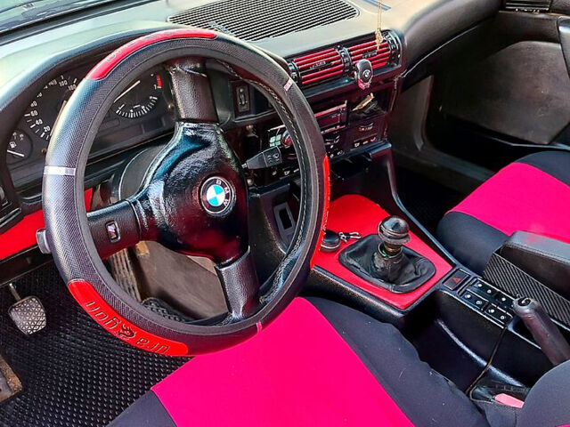 БМВ 5 Серия, объемом двигателя 3.5 л и пробегом 0 тыс. км за 1920 $, фото 6 на Automoto.ua