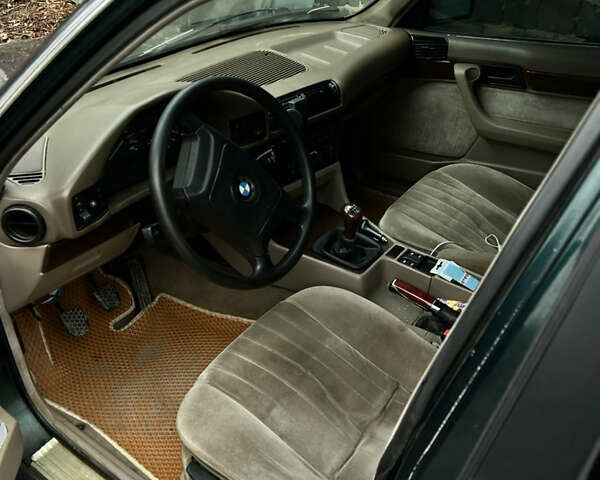 БМВ 5 Серия, объемом двигателя 2.5 л и пробегом 250 тыс. км за 3250 $, фото 12 на Automoto.ua