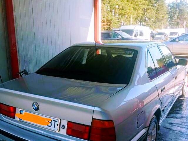 БМВ 5 Серия, объемом двигателя 2 л и пробегом 0 тыс. км за 2300 $, фото 1 на Automoto.ua