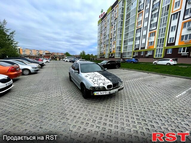 БМВ 5 Серия, объемом двигателя 2.5 л и пробегом 0 тыс. км за 3800 $, фото 1 на Automoto.ua