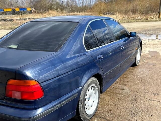 БМВ 5 Серия, объемом двигателя 20 л и пробегом 200 тыс. км за 5000 $, фото 5 на Automoto.ua