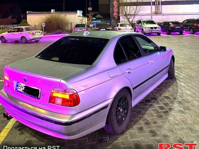 БМВ 5 Серія, об'ємом двигуна 3.5 л та пробігом 0 тис. км за 3000 $, фото 1 на Automoto.ua