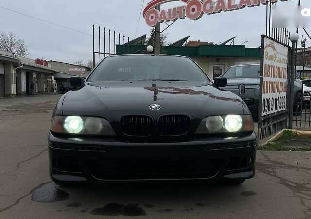 БМВ 5 Серия, объемом двигателя 2.5 л и пробегом 301 тыс. км за 3999 $, фото 1 на Automoto.ua