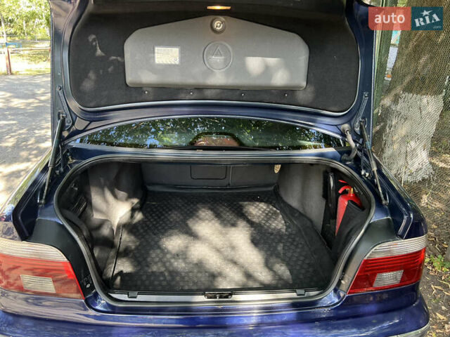 БМВ 5 Серия, объемом двигателя 3.5 л и пробегом 358 тыс. км за 5400 $, фото 9 на Automoto.ua