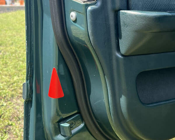 БМВ 5 Серия, объемом двигателя 2.5 л и пробегом 352 тыс. км за 5000 $, фото 4 на Automoto.ua