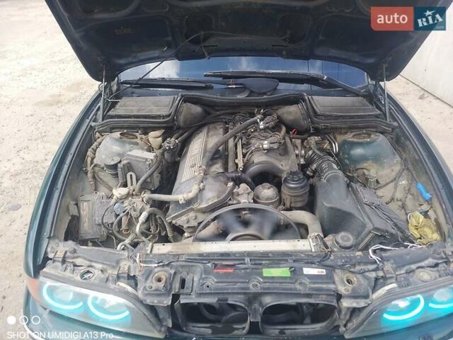 БМВ 5 Серия, объемом двигателя 2.49 л и пробегом 330 тыс. км за 3500 $, фото 7 на Automoto.ua