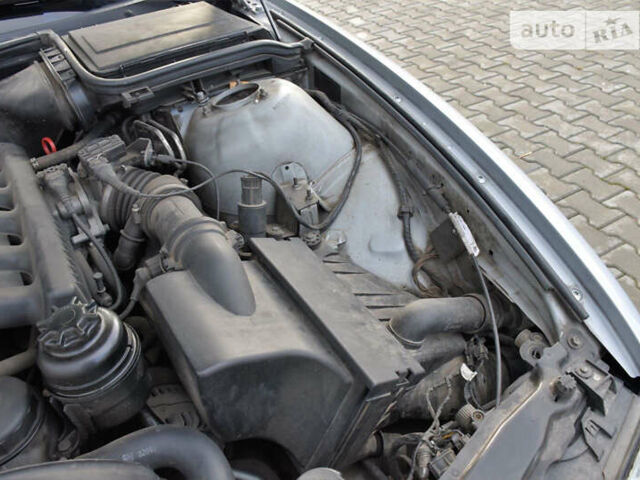 БМВ 5 Серія, об'ємом двигуна 2 л та пробігом 308 тис. км за 4699 $, фото 31 на Automoto.ua