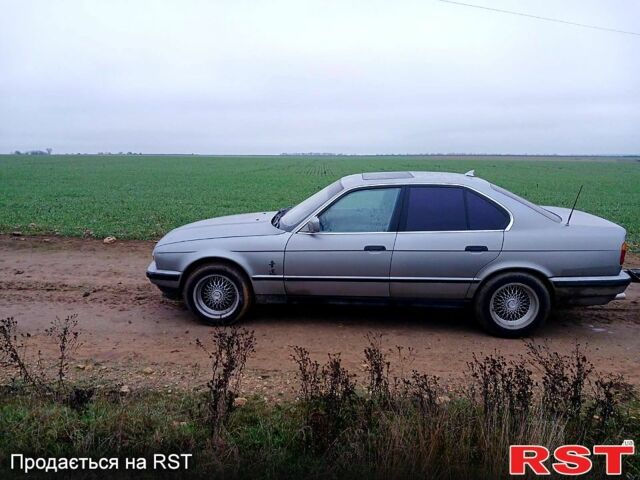 БМВ 5 Серія, об'ємом двигуна 3 л та пробігом 438 тис. км за 2200 $, фото 2 на Automoto.ua