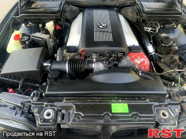 БМВ 5 Серия, объемом двигателя 35 л и пробегом 380 тыс. км за 4880 $, фото 10 на Automoto.ua