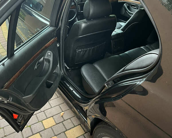 БМВ 5 Серия, объемом двигателя 2.5 л и пробегом 315 тыс. км за 8400 $, фото 17 на Automoto.ua