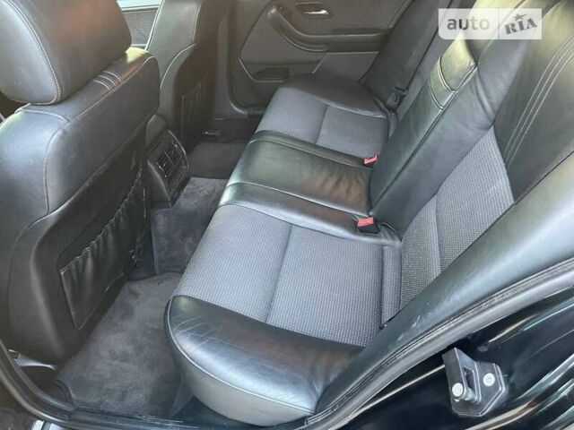 БМВ 5 Серия, объемом двигателя 3 л и пробегом 300 тыс. км за 6700 $, фото 4 на Automoto.ua