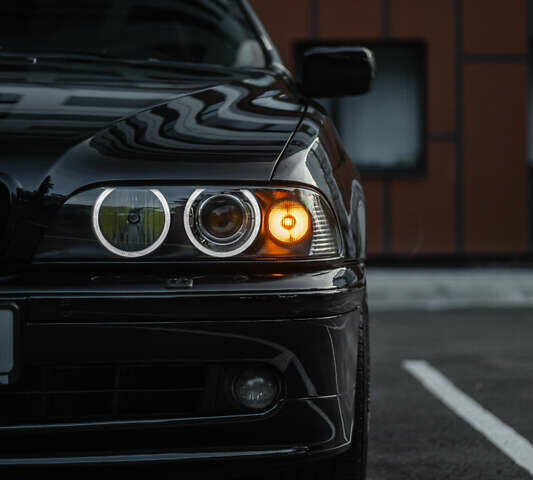 БМВ 5 Серия, объемом двигателя 2.5 л и пробегом 315 тыс. км за 8400 $, фото 1 на Automoto.ua