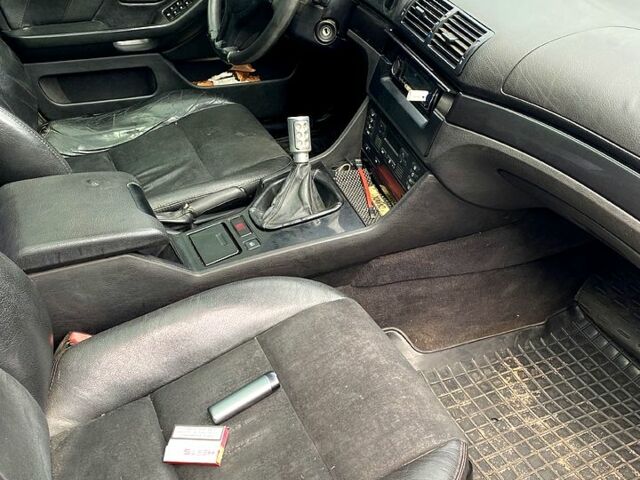 БМВ 5 Серия, объемом двигателя 2.5 л и пробегом 400 тыс. км за 2200 $, фото 3 на Automoto.ua
