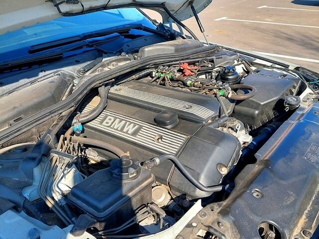 БМВ 5 Серия, объемом двигателя 2.5 л и пробегом 400 тыс. км за 6500 $, фото 1 на Automoto.ua