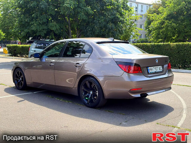 БМВ 5 Серия, объемом двигателя 3 л и пробегом 300 тыс. км за 7800 $, фото 6 на Automoto.ua