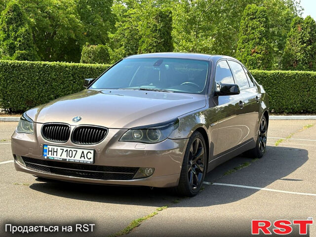 БМВ 5 Серия, объемом двигателя 3 л и пробегом 300 тыс. км за 7800 $, фото 7 на Automoto.ua