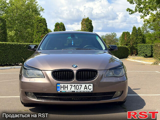БМВ 5 Серия, объемом двигателя 3 л и пробегом 300 тыс. км за 7800 $, фото 8 на Automoto.ua