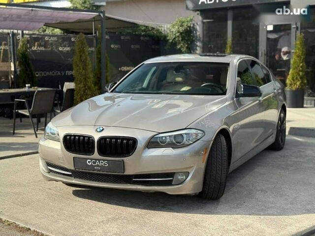 БМВ 5 Серия, объемом двигателя 3 л и пробегом 215 тыс. км за 12999 $, фото 2 на Automoto.ua