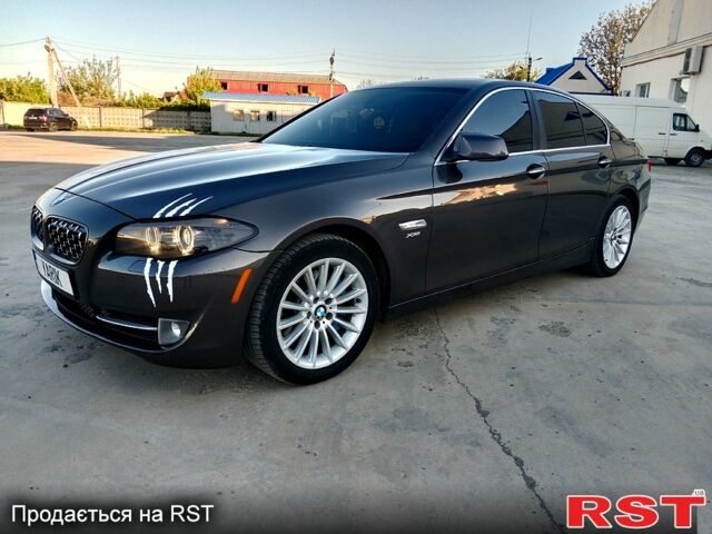 БМВ 5 Серия, объемом двигателя 3 л и пробегом 200 тыс. км за 14200 $, фото 1 на Automoto.ua