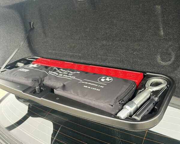 БМВ 5 Серія, об'ємом двигуна 2 л та пробігом 270 тис. км за 13500 $, фото 10 на Automoto.ua