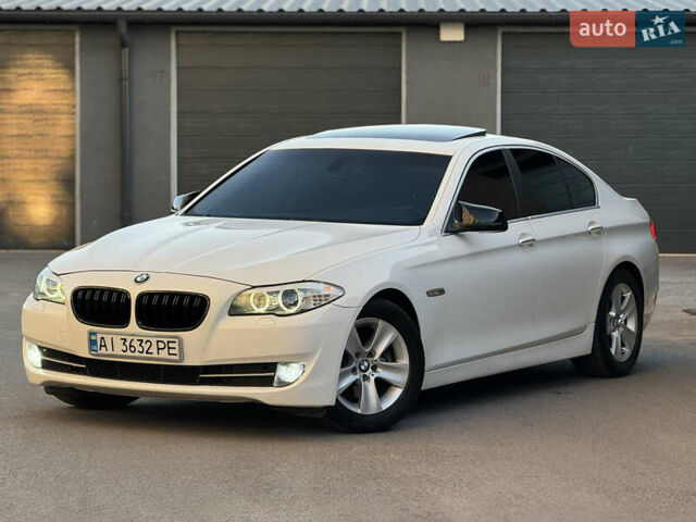 БМВ 5 Серия, объемом двигателя 3 л и пробегом 200 тыс. км за 10800 $, фото 1 на Automoto.ua