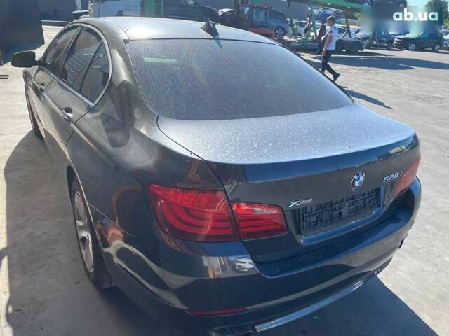 БМВ 5 Серия, объемом двигателя 2 л и пробегом 170 тыс. км за 8900 $, фото 5 на Automoto.ua