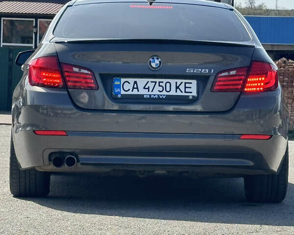 БМВ 5 Серія, об'ємом двигуна 2 л та пробігом 252 тис. км за 11800 $, фото 30 на Automoto.ua