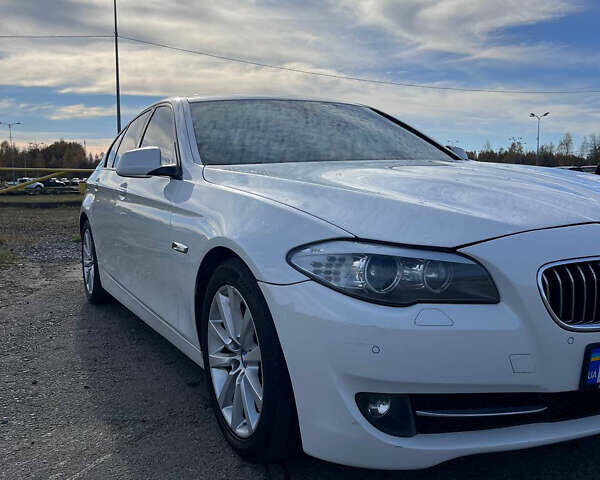 БМВ 5 Серия, объемом двигателя 3 л и пробегом 215 тыс. км за 13500 $, фото 2 на Automoto.ua