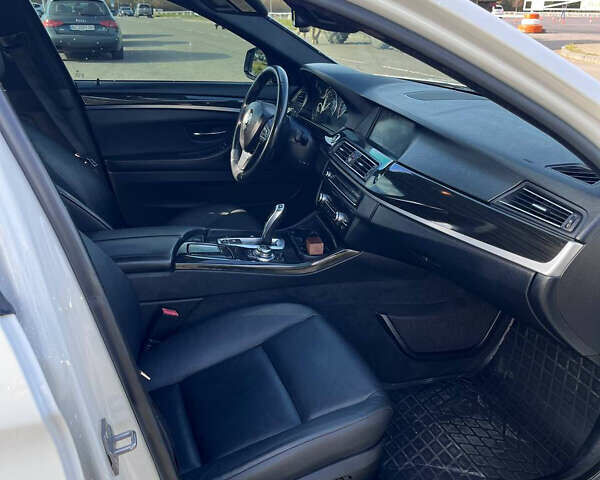 БМВ 5 Серия, объемом двигателя 3 л и пробегом 215 тыс. км за 13500 $, фото 9 на Automoto.ua