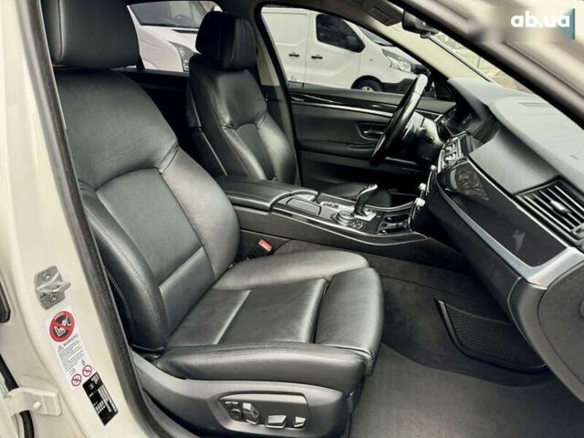 БМВ 5 Серия, объемом двигателя 3 л и пробегом 255 тыс. км за 18500 $, фото 2 на Automoto.ua