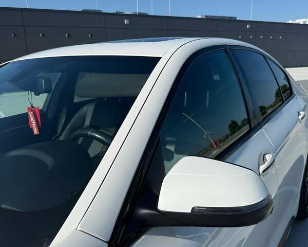 БМВ 5 Серія, об'ємом двигуна 2 л та пробігом 195 тис. км за 15000 $, фото 21 на Automoto.ua