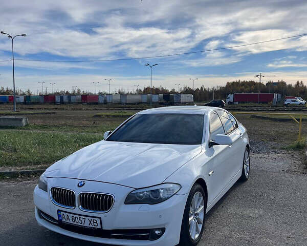 БМВ 5 Серия, объемом двигателя 3 л и пробегом 215 тыс. км за 13500 $, фото 4 на Automoto.ua